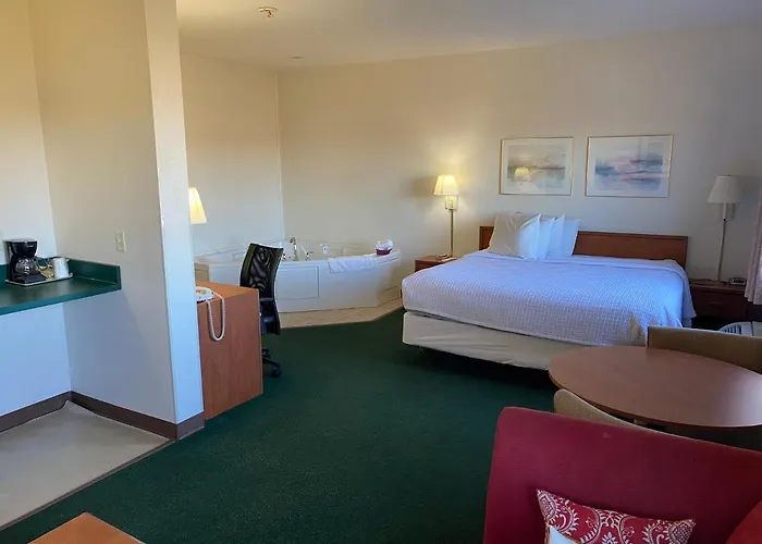 Hotel & 2*